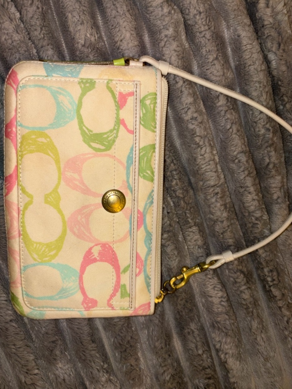 Coach White and Cream Zip Wristlet with Gold Accent
